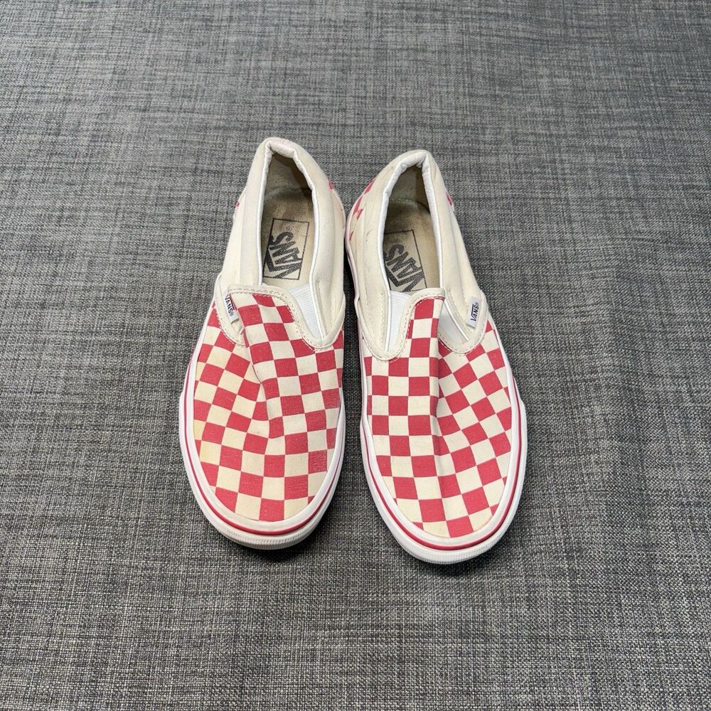 Women’s Size 7 VANS Classic Slip-On Checkerboard Red And Off White Sneaker Shoe
